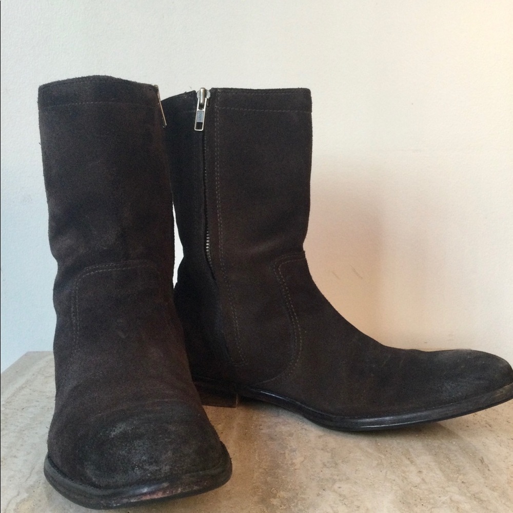 Cole Haan mens suede dark brown casual Side Zipper boots Men’s size 9.